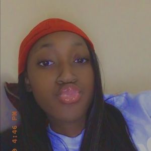 Meet your Posher, Jasmine